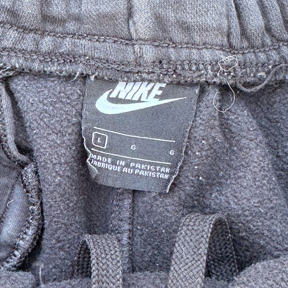 Nike “Just Do It” shorts - Picture 3 of 3